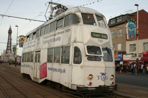 Blackpool Tramway tram 722 at Central Pier