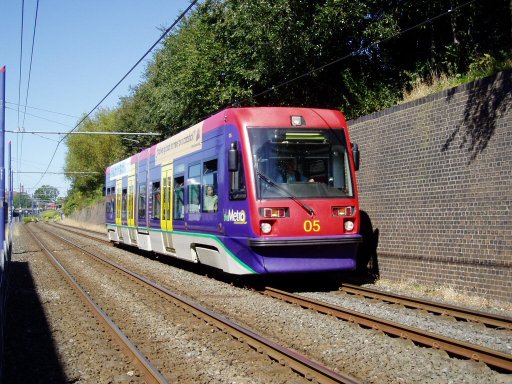Midland Metro tram 05 at south of West Bromwich Central