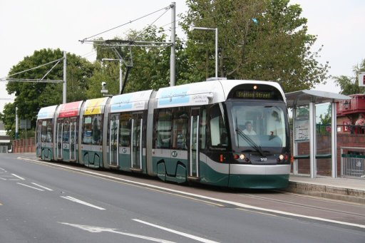 Nottingham Express Transit tram 207 at Hyson Green Market stop