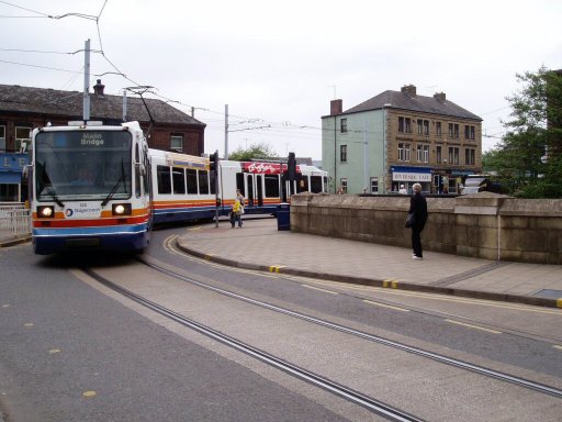 Sheffield Supertram tram 125 at Hillsborough Corner