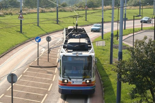 Sheffield Supertram tram 117 at between Park Grange and Arbourthorne Road