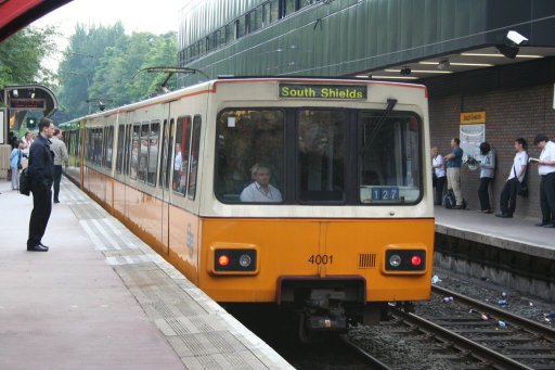 Tyne and Wear Metro unit 4001 at South Gosforth station