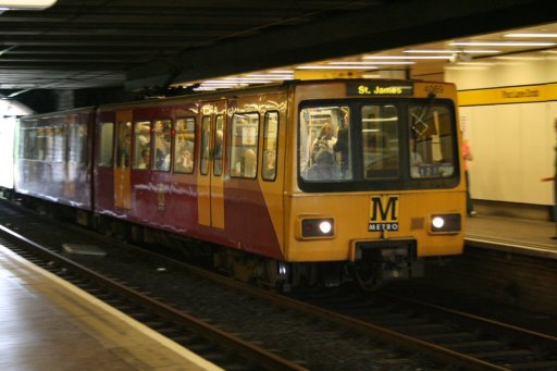 Tyne and Wear Metro unit 4069 at Four Lane Ends station