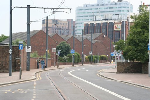 Croydon Tramlink croydon route at Tamworth Road