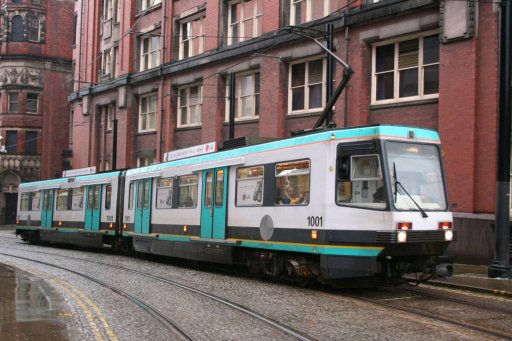 Metrolink tram 1001 at Balloon Street