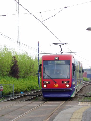 Midland Metro tram 08 at Soho, Benson Road