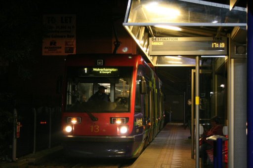 Midland Metro tram 13 at Birmingham, Snow Hill stop