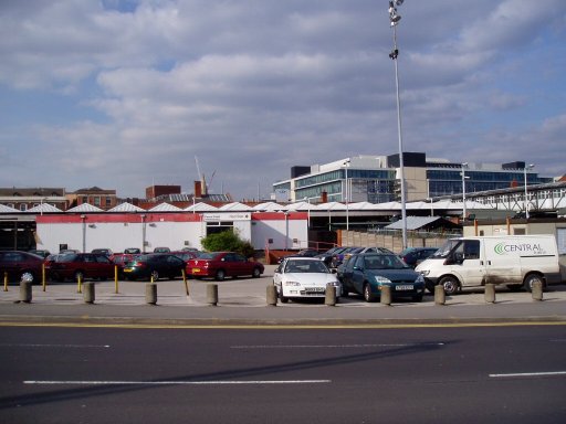 Nottingham Express Transit tram stop at Nottingham Station