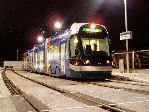 Nottingham Express Transit tram night at Station Street stop