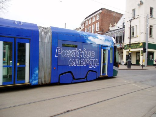 Nottingham Express Transit tram 201 at Beastmarket Hill
