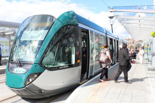 Nottingham Express Transit tram 219 at Nottingham Station stop