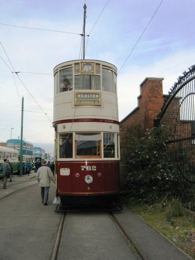 Pictures tram 762 at Shore Road