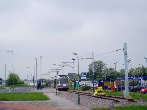 Sheffield Supertram tram stop at Halfway