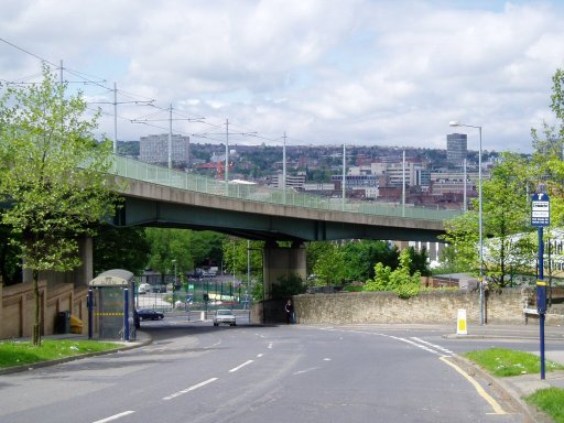 Sheffield Supertram Route at Park Grange Road